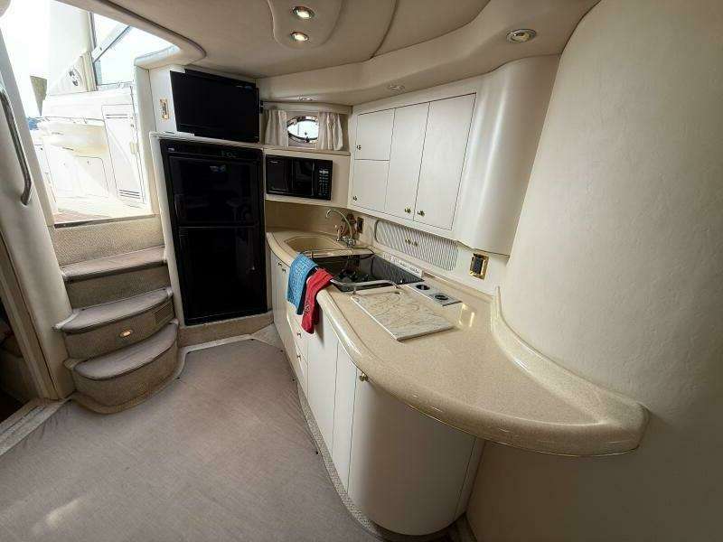 Seascape 40ft Sea Ray Yacht For Sale