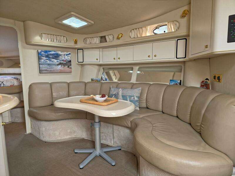 Seascape 40ft Sea Ray Yacht For Sale