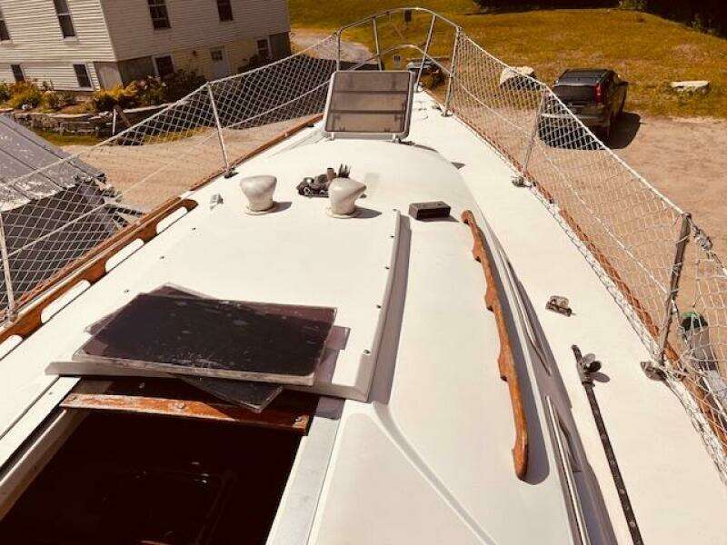 28ft Pearson Yacht For Sale