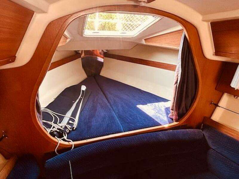 28ft Pearson Yacht For Sale