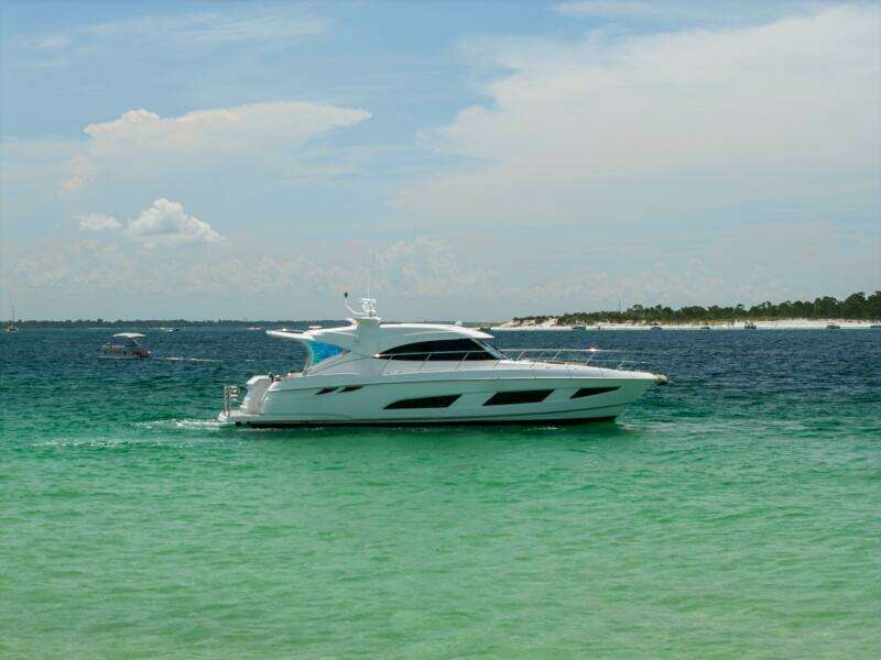 2018 Riviera 4800 Sport Yacht- Runaway Island