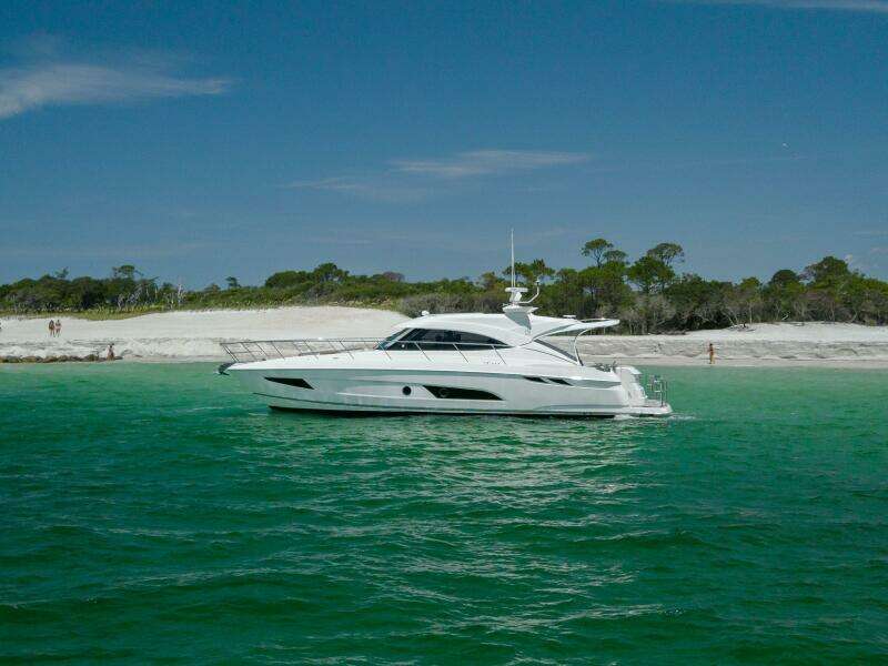 2018 Riviera 4800 Sport Yacht- Runaway Island