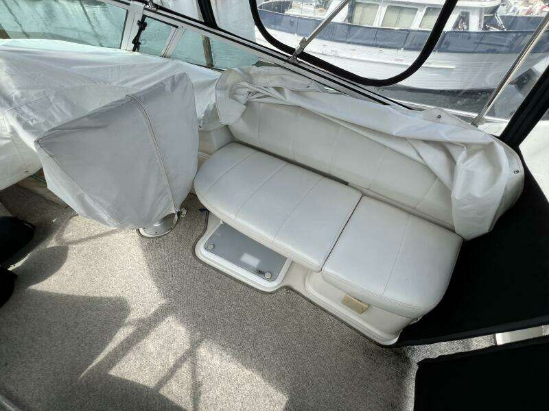 36ft Carver Yacht For Sale