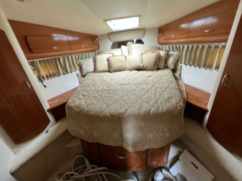 36ft Carver Yacht For Sale