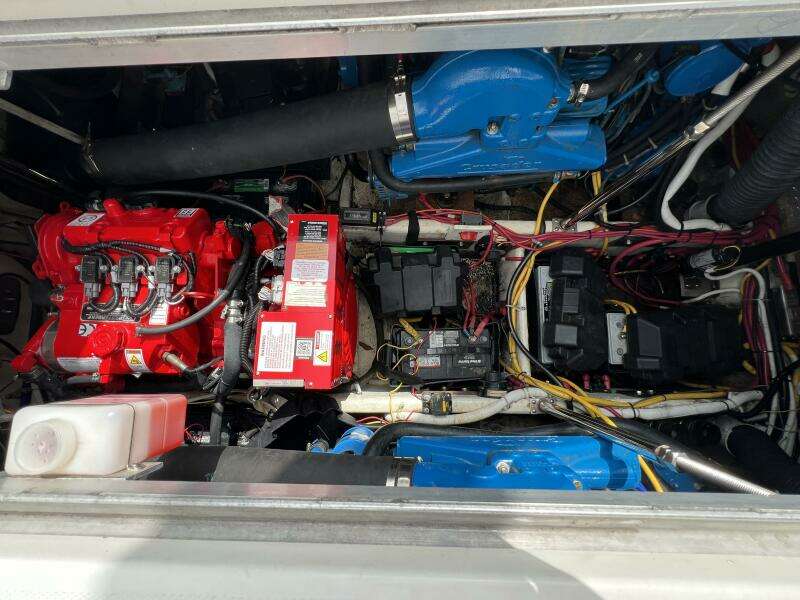 36ft Carver Yacht For Sale