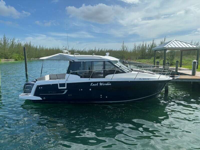Jeanneau Knot Work'N Profile