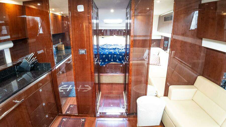 47ft Sea Ray Yacht For Sale