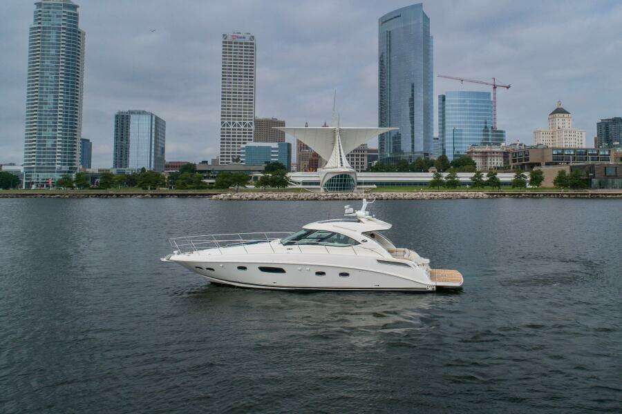 47ft Sea Ray Yacht For Sale