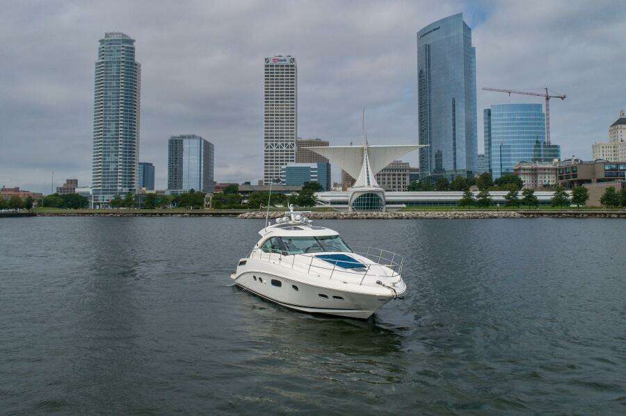 47ft Sea Ray Yacht For Sale