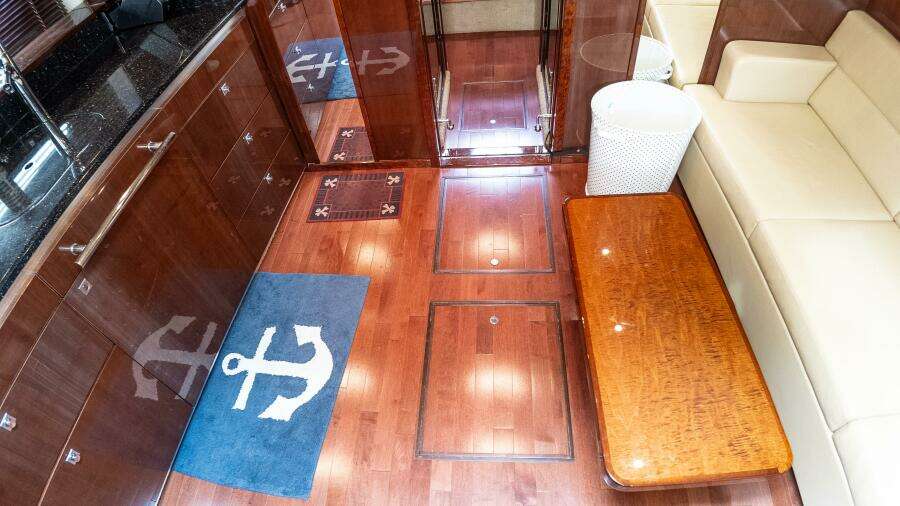 47ft Sea Ray Yacht For Sale