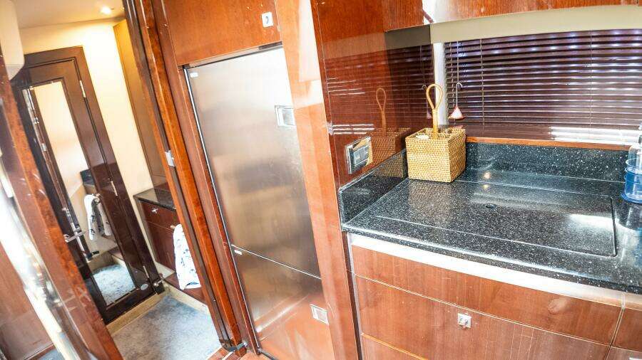 47ft Sea Ray Yacht For Sale