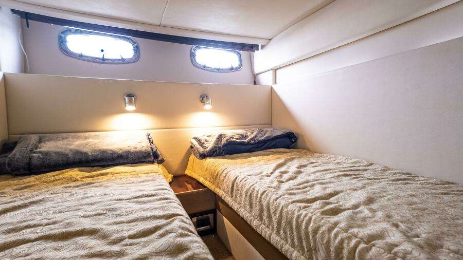 47ft Sea Ray Yacht For Sale