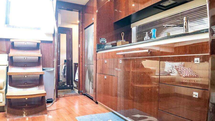 47ft Sea Ray Yacht For Sale