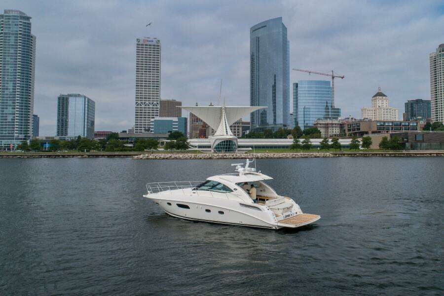 47ft Sea Ray Yacht For Sale