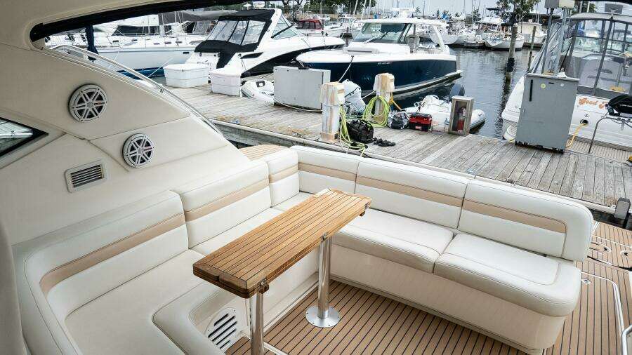 47ft Sea Ray Yacht For Sale