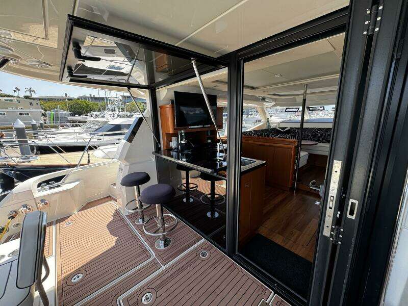 44ft Aquila Yacht For Sale