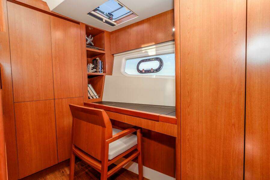 44ft Aquila Yacht For Sale 44ft Aquila Yacht For Sale