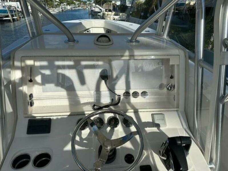 37ft SeaVee Yacht For Sale