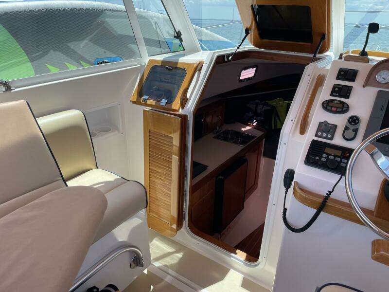 29ft Hunt Yachts Yacht For Sale