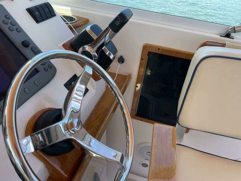 29ft Hunt Yachts Yacht For Sale