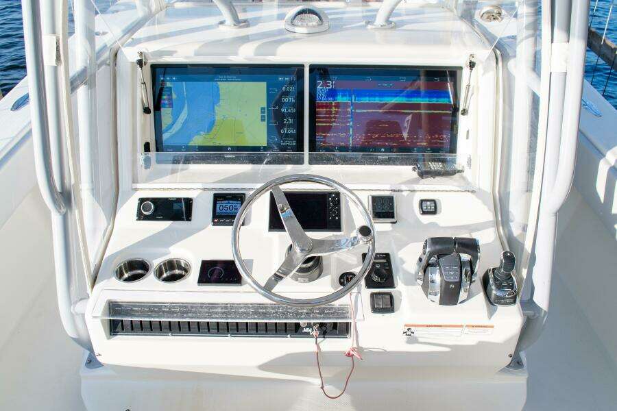 37ft SeaVee Yacht For Sale