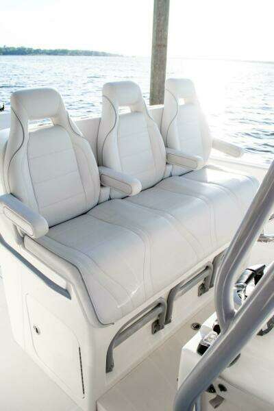 37ft SeaVee Yacht For Sale