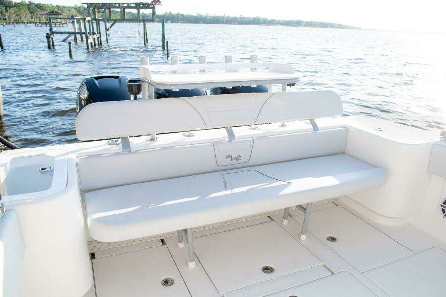 37ft SeaVee Yacht For Sale