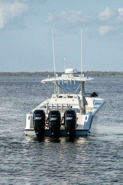 37ft SeaVee Yacht For Sale