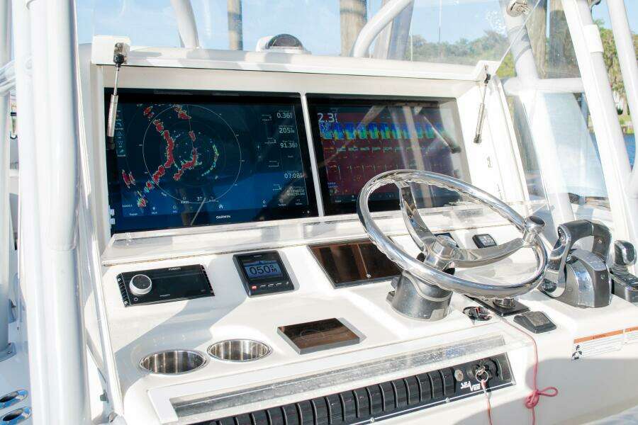 37ft SeaVee Yacht For Sale