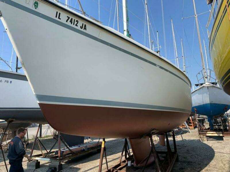 33ft Hunter Yacht For Sale