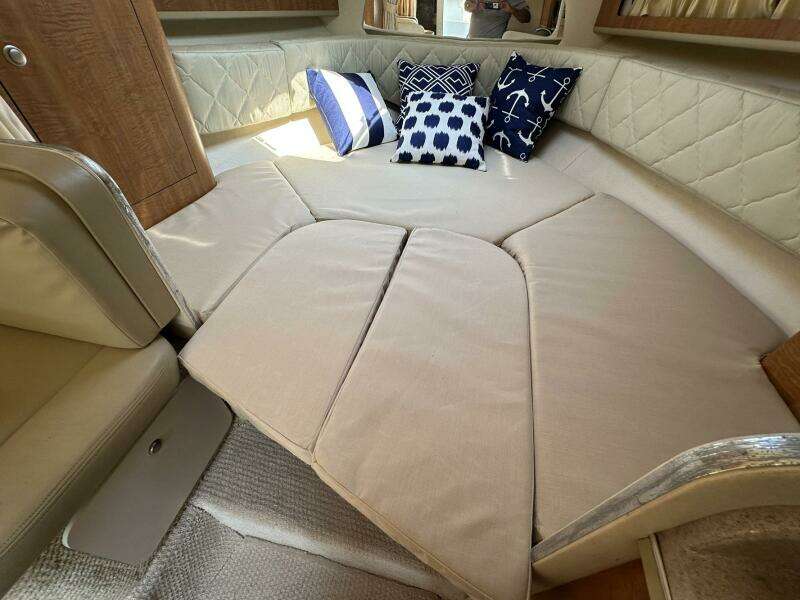 Parlay 31ft Sea Ray Yacht For Sale