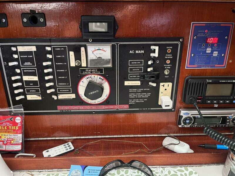 Pieridae 30ft O Day Yacht For Sale