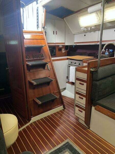 Pieridae 30ft O Day Yacht For Sale