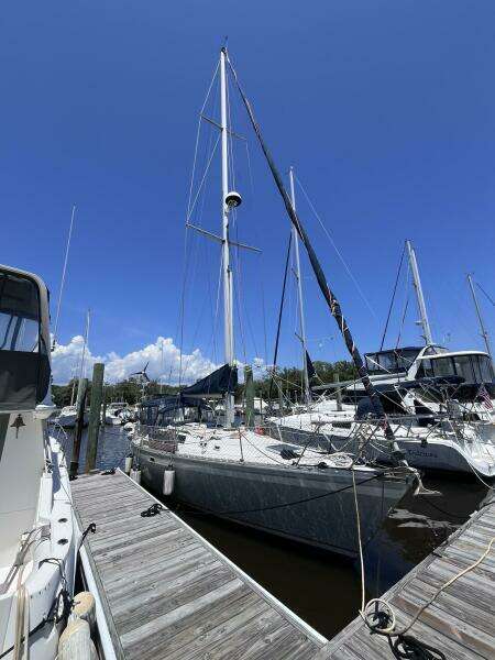 Pieridae 30ft O Day Yacht For Sale