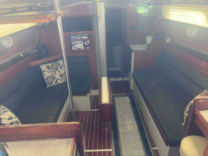Pieridae 30ft O Day Yacht For Sale
