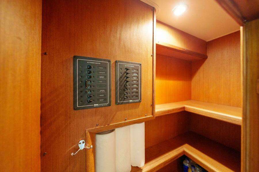 2000 Viking 50 Convertible