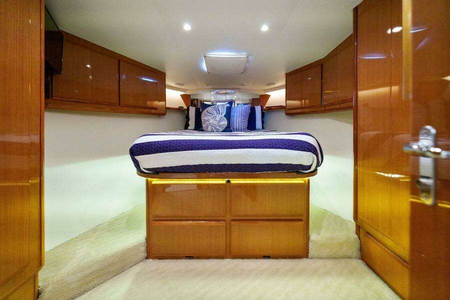 2000 Viking 50 Convertible