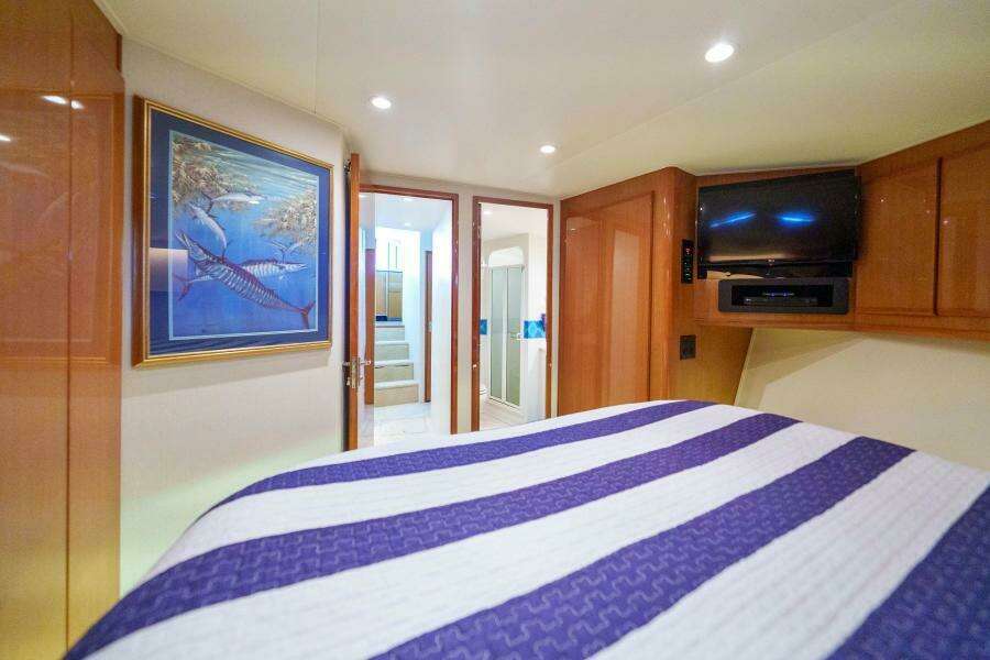 2000 Viking 50 Convertible