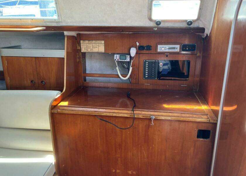 38ft Beneteau Yacht For Sale