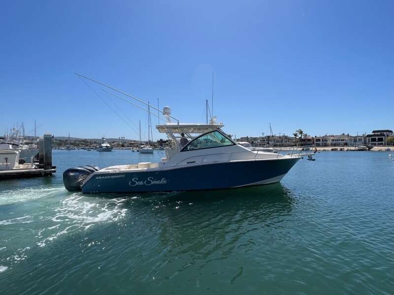 2019 Grady-White 370 Express 