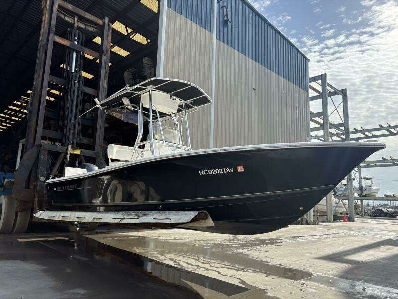 22ft Sea Hunt Yacht For Sale