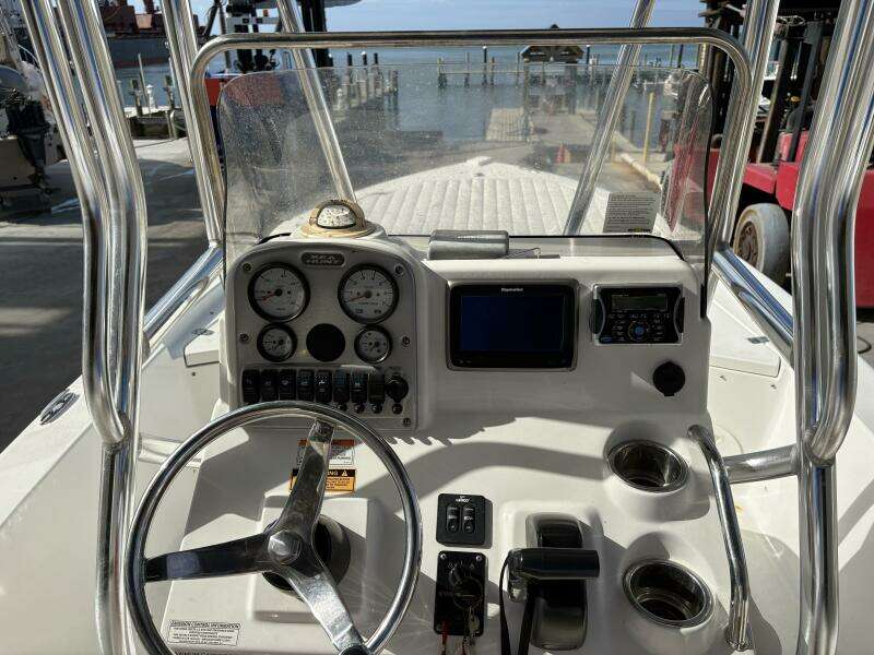 22ft Sea Hunt Yacht For Sale