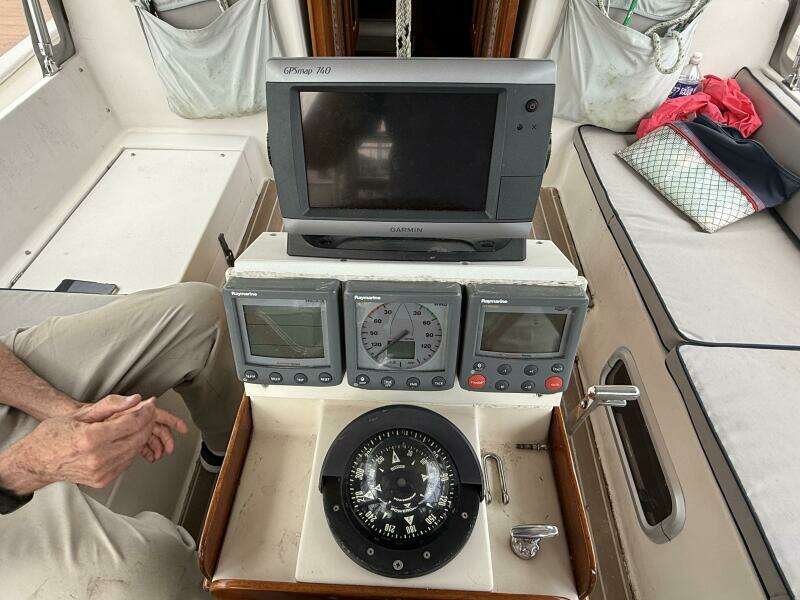 31ft Gozzard Yacht For Sale