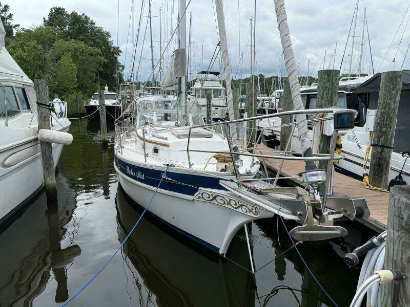 31ft Gozzard Yacht For Sale