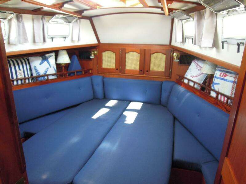 31ft Gozzard Yacht For Sale