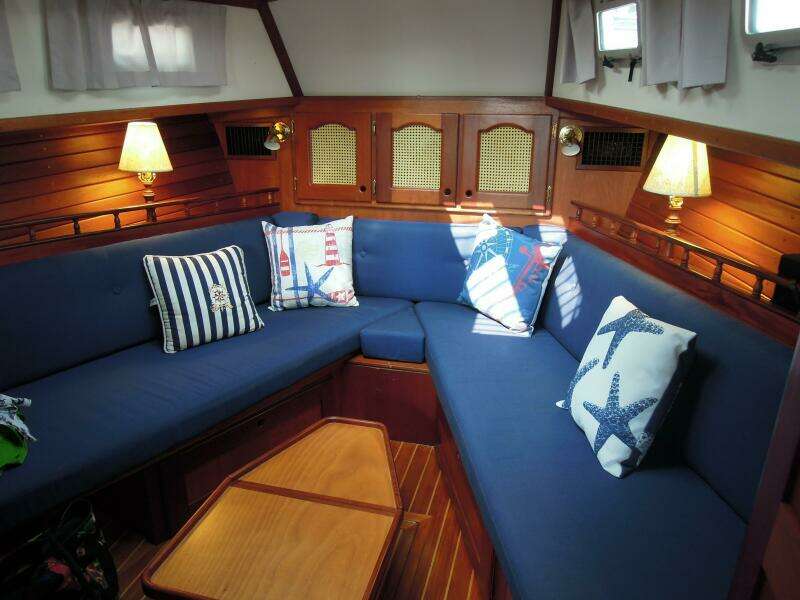 31ft Gozzard Yacht For Sale