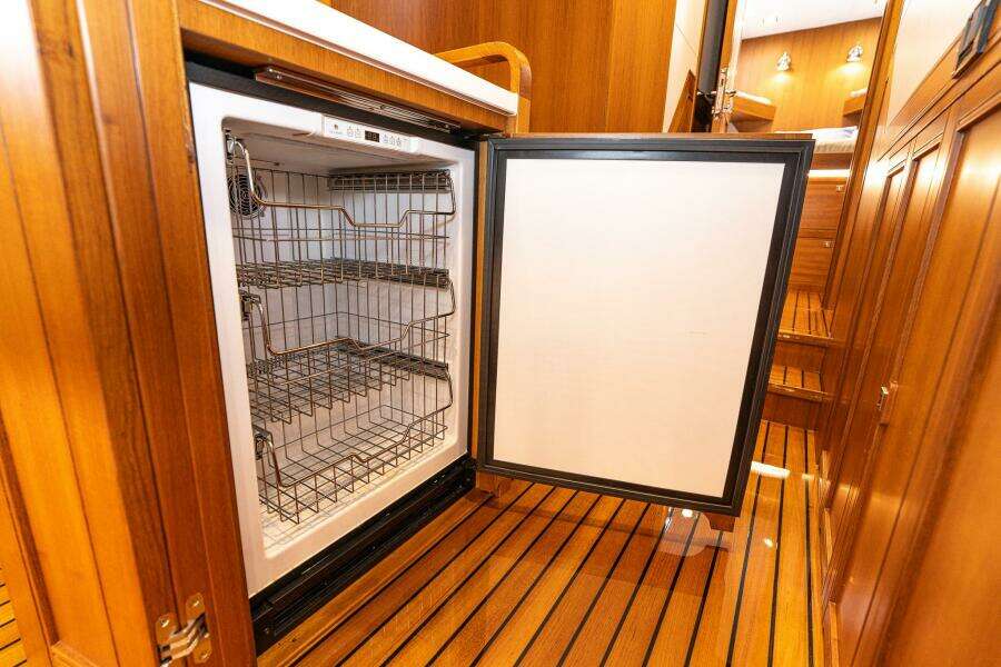 PARAIBA 58ft Marlow Yacht For Sale