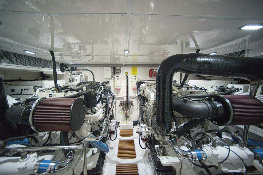 IMAGINE 58ft Marlow Yacht For Sale