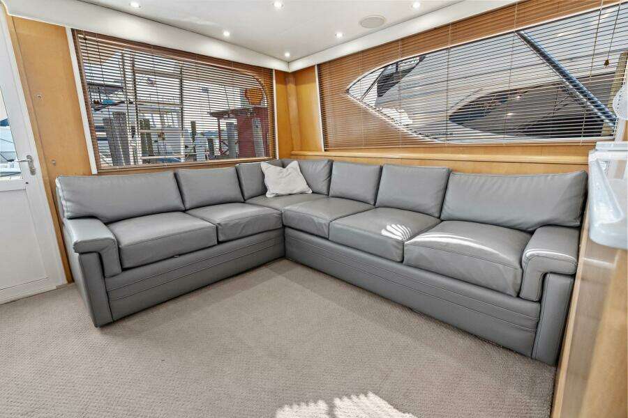 Amp d Up 60ft Hatteras Yacht For Sale