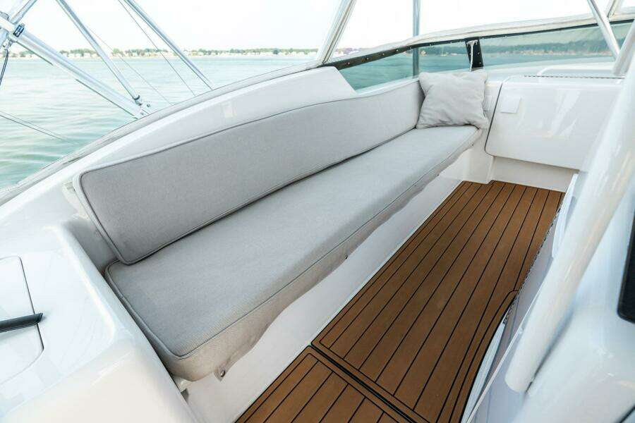Amp d Up 60ft Hatteras Yacht For Sale